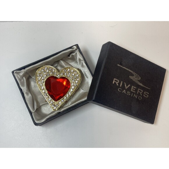 Zanzibar Mini Red Heart Collectable Trinket Box New - Picture 1 of 9